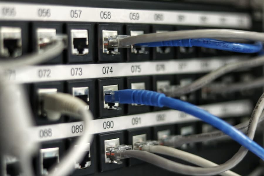 Konektivitas jaringan dan infrastruktur digital